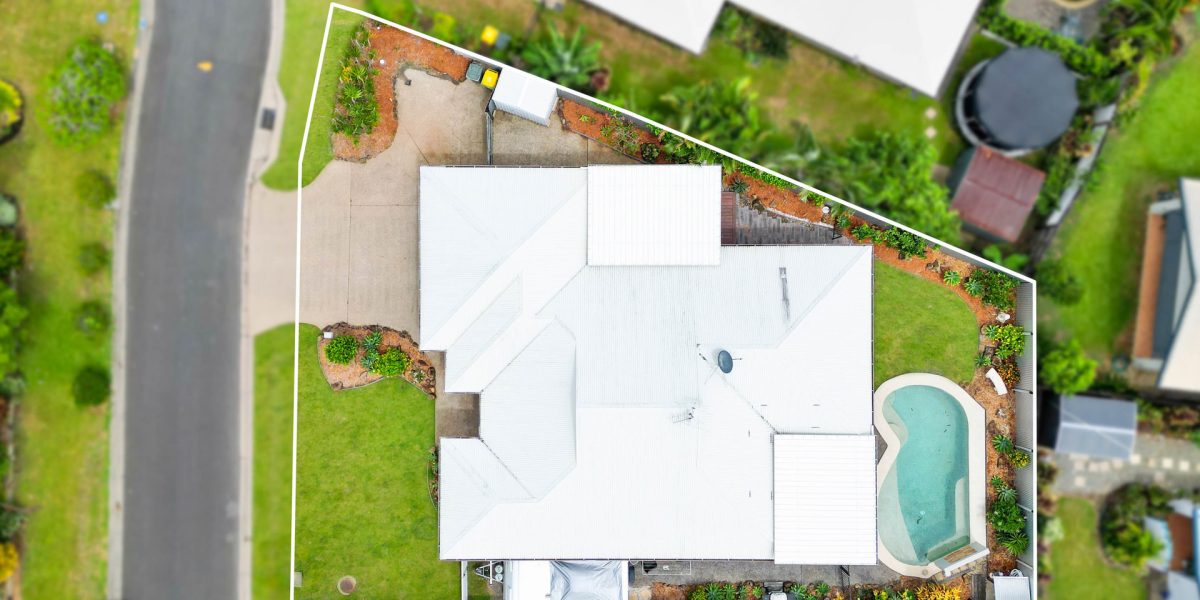 13 Cooya Street, Kewarra Beach, QLD 4879 AUS