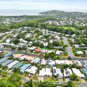 13 Cooya Street, Kewarra Beach, QLD 4879 AUS