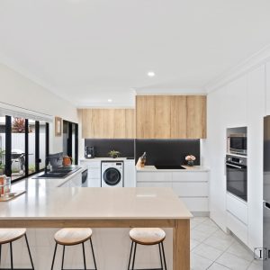 13 Cooya Street, Kewarra Beach, QLD 4879 AUS