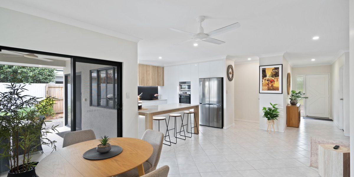 13 Cooya Street, Kewarra Beach, QLD 4879 AUS