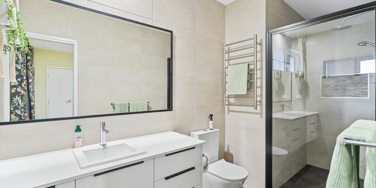 13 Pfeiffer Place, Smithfield, QLD 4878 AUS