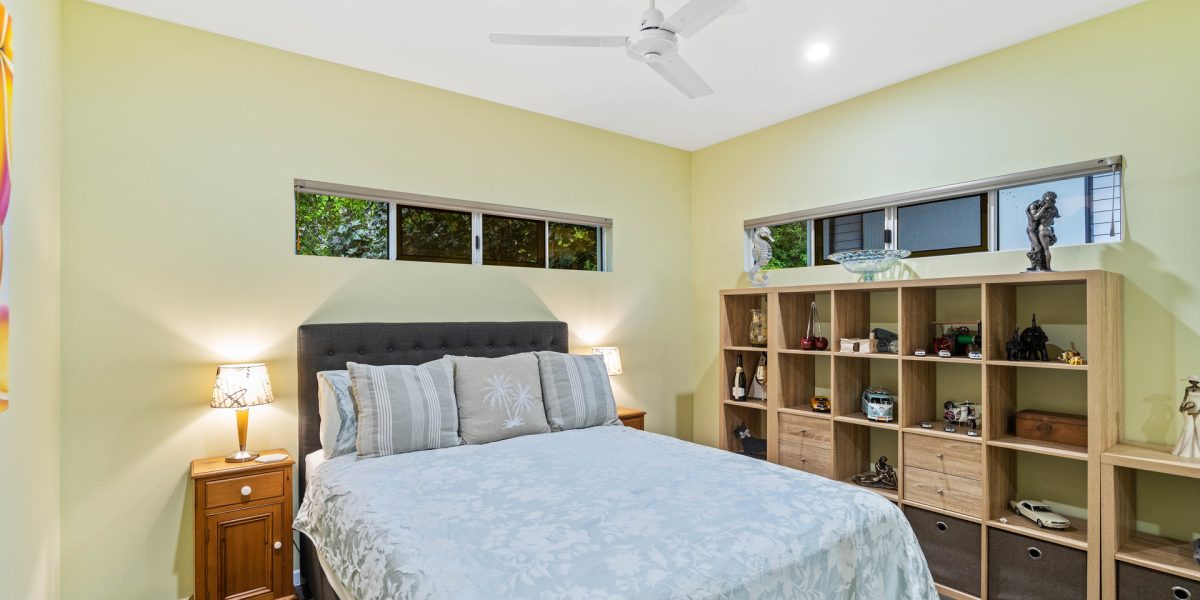 13 Pfeiffer Place, Smithfield, QLD 4878 AUS