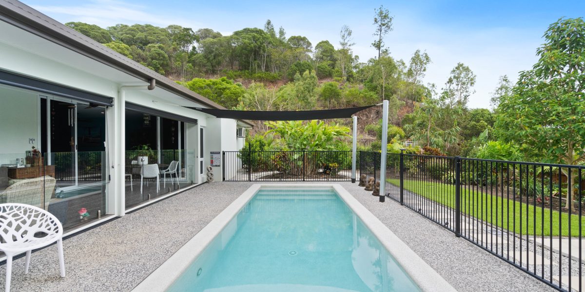 13 Pfeiffer Place, Smithfield, QLD 4878 AUS