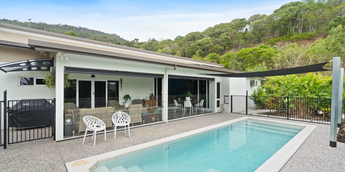 13 Pfeiffer Place, Smithfield, QLD 4878 AUS