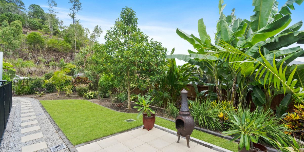 13 Pfeiffer Place, Smithfield, QLD 4878 AUS