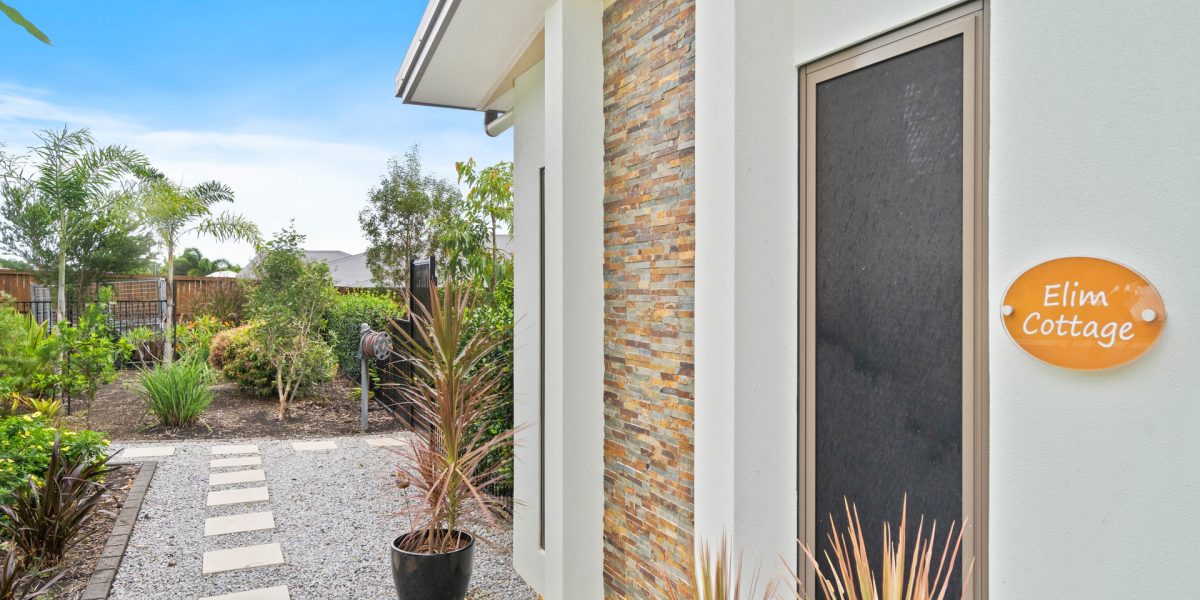 13 Pfeiffer Place, Smithfield, QLD 4878 AUS