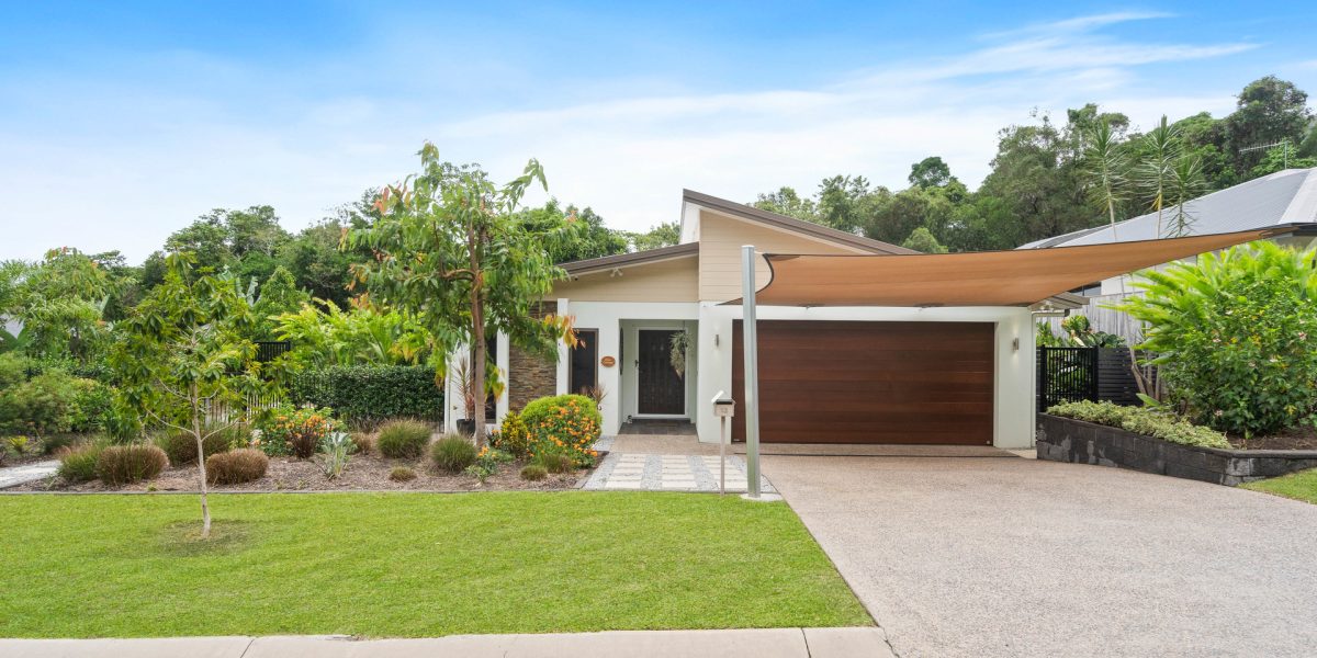 13 Pfeiffer Place, Smithfield, QLD 4878 AUS