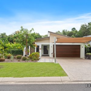 13 Pfeiffer Place, Smithfield, QLD 4878 AUS