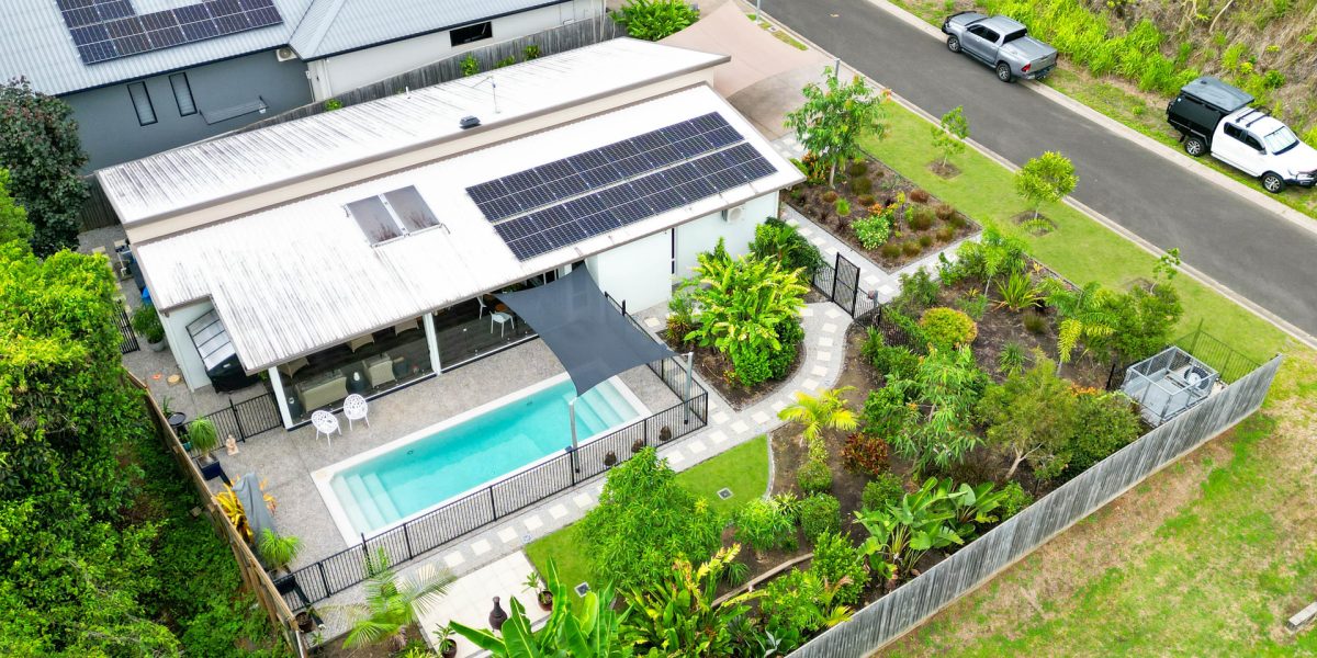 13 Pfeiffer Place, Smithfield, QLD 4878 AUS