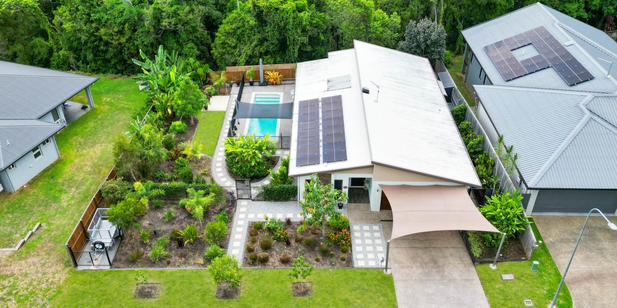 13 Pfeiffer Place, Smithfield, QLD 4878 AUS