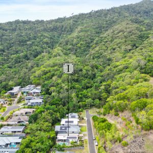 13 Pfeiffer Place, Smithfield, QLD 4878 AUS