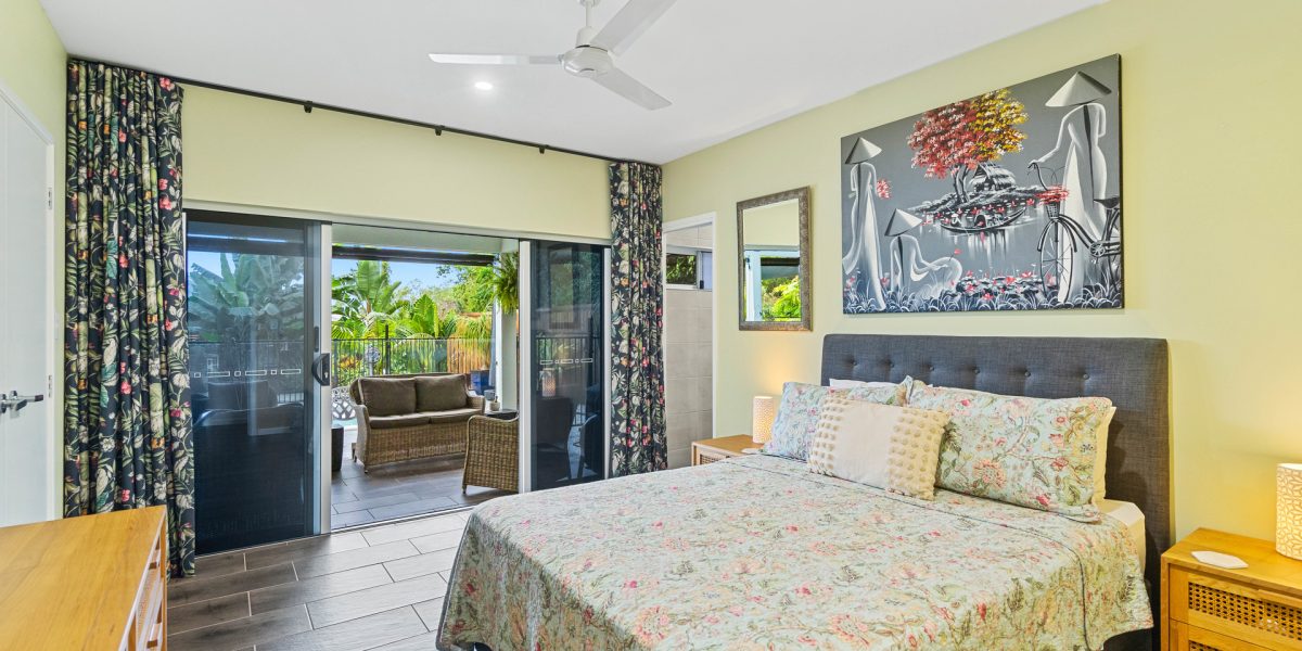 13 Pfeiffer Place, Smithfield, QLD 4878 AUS