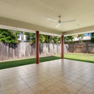 7 Mia Street, Kewarra Beach, QLD 4879 AUS