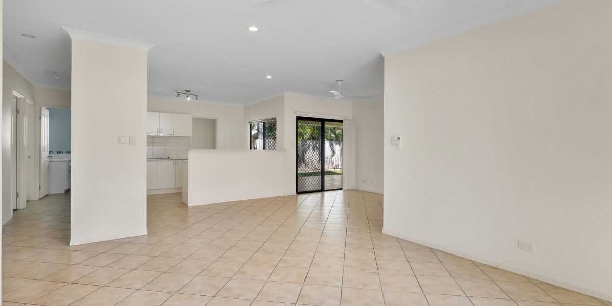 7 Mia Street, Kewarra Beach, QLD 4879 AUS