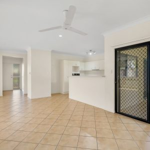 7 Mia Street, Kewarra Beach, QLD 4879 AUS