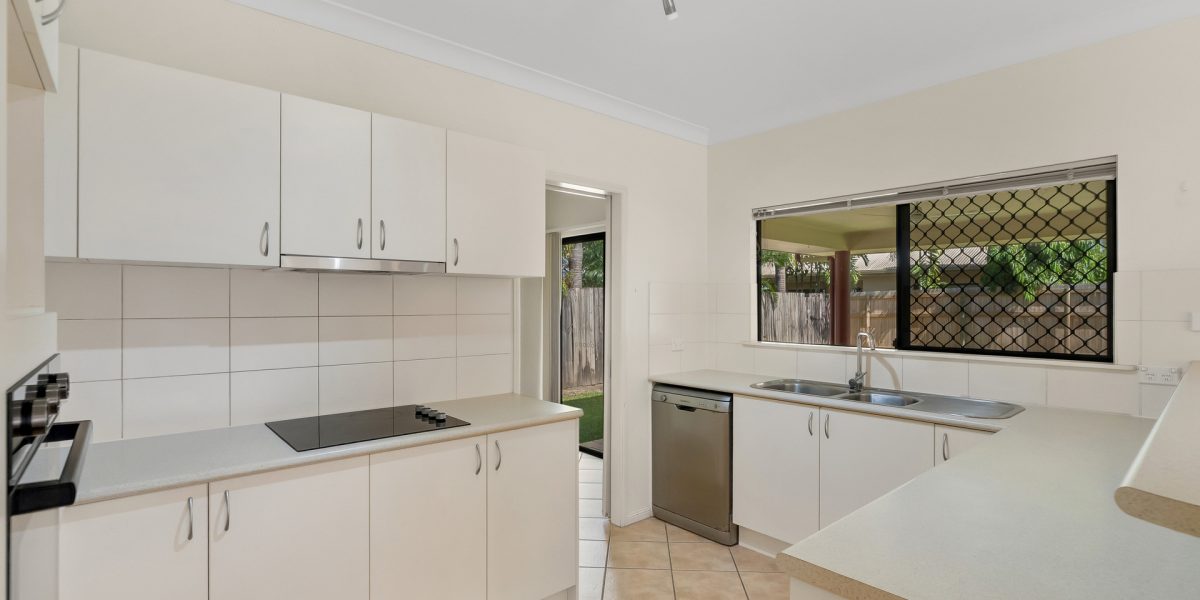 7 Mia Street, Kewarra Beach, QLD 4879 AUS