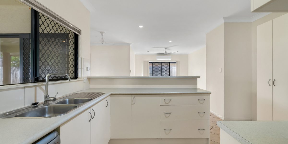 7 Mia Street, Kewarra Beach, QLD 4879 AUS