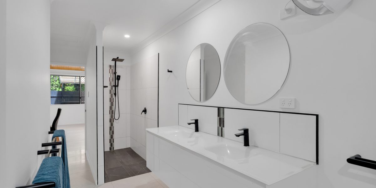 59 Waite Street, Machans Beach, QLD 4878 AUS