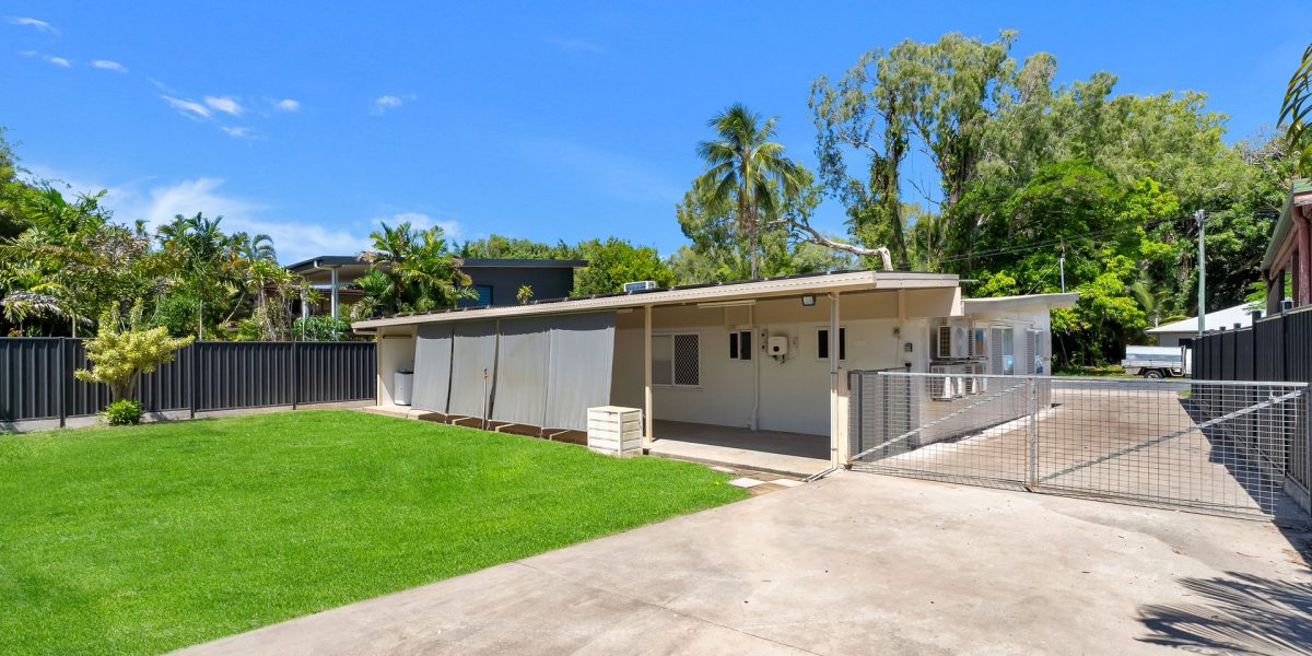 59 Waite Street, Machans Beach, QLD 4878 AUS