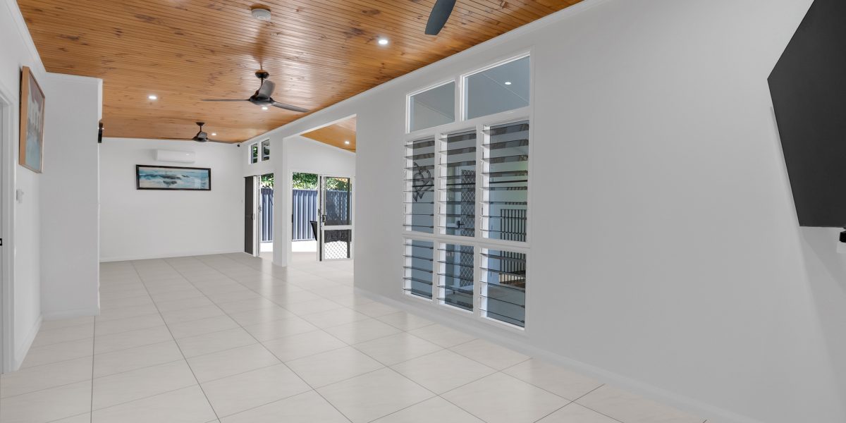 59 Waite Street, Machans Beach, QLD 4878 AUS