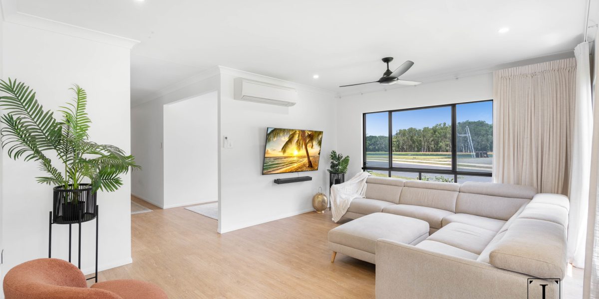 9 Lakeside Drive, Smithfield, QLD 4878 AUS