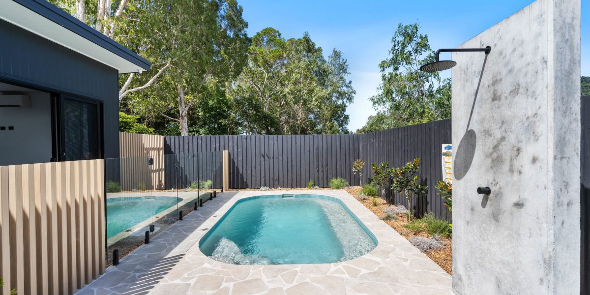 28 Headsail Drive, Trinity Beach, QLD 4879 AUS