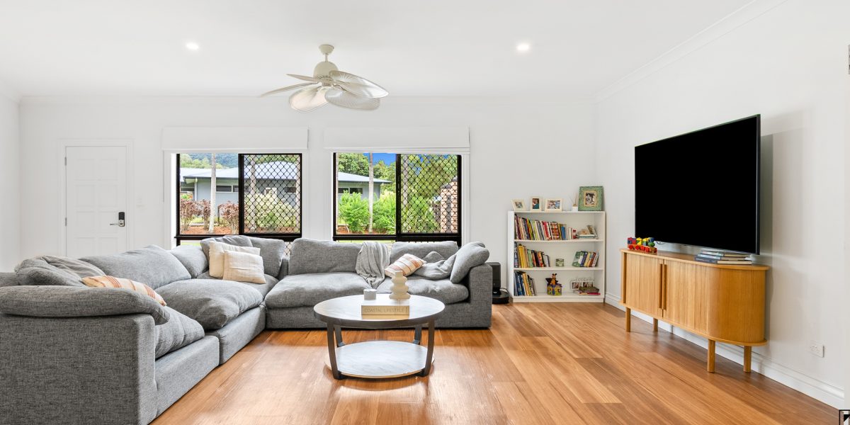 1-3 Quoll Close, Redlynch, QLD 4870 AUS