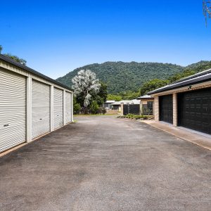 1-3 Quoll Close, Redlynch, QLD 4870 AUS