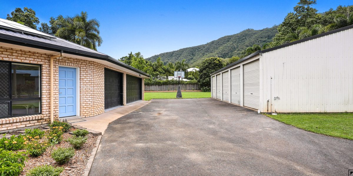 1-3 Quoll Close, Redlynch, QLD 4870 AUS