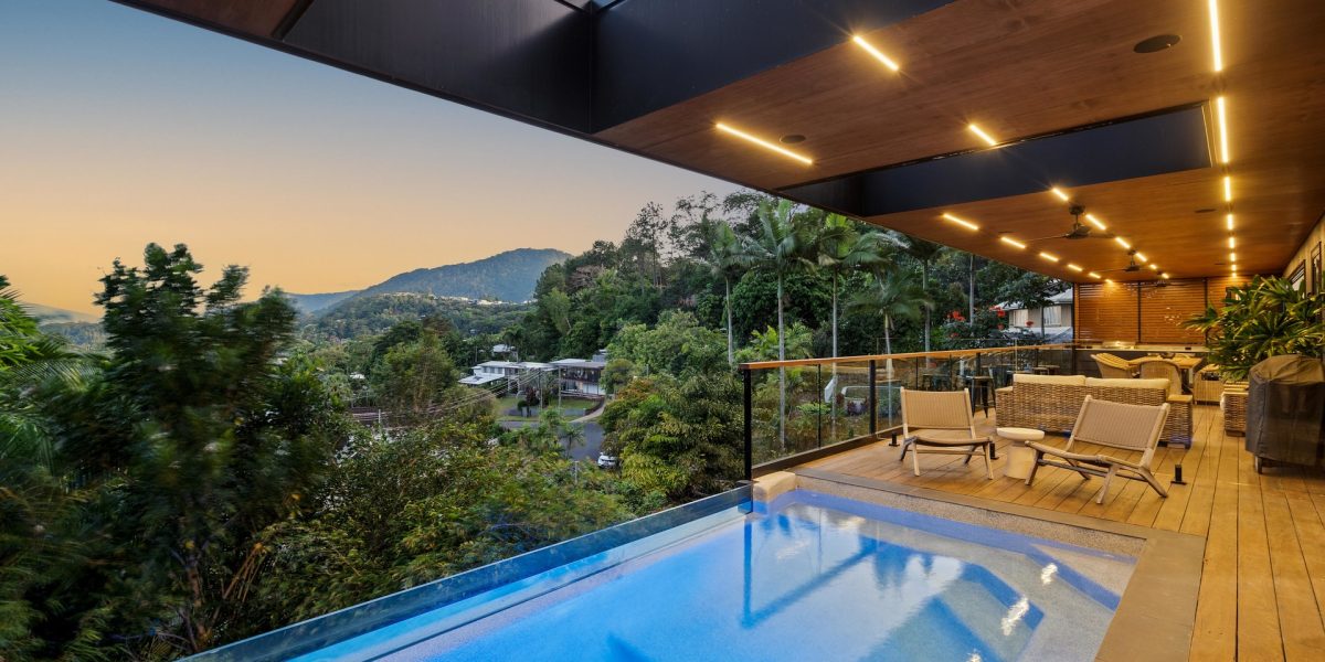 116 Nolan Street, Whitfield, QLD 4870 AUS