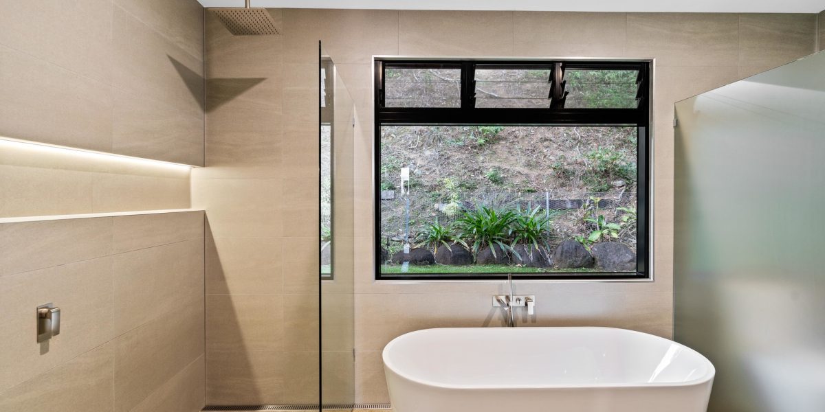 116 Nolan Street, Whitfield, QLD 4870 AUS