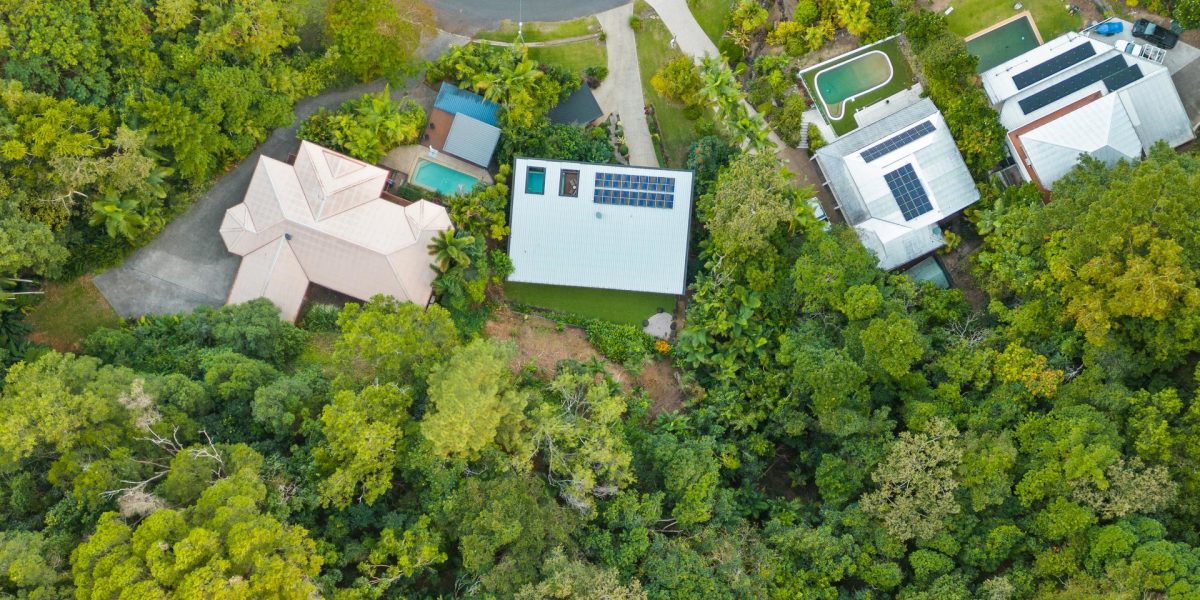 116 Nolan Street, Whitfield, QLD 4870 AUS