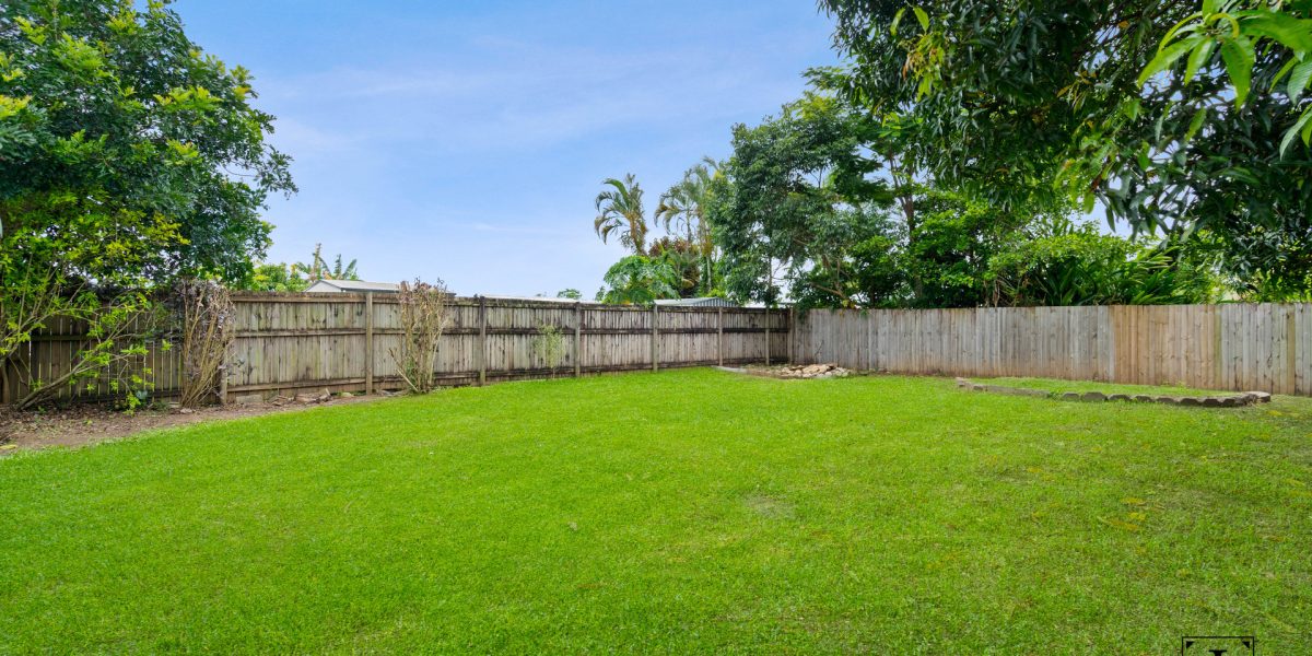 6 Bicentennial Road, Bentley Park, QLD 4869 AUS