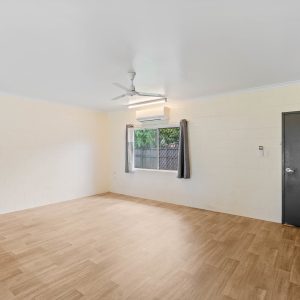 6 Bicentennial Road, Bentley Park, QLD 4869 AUS