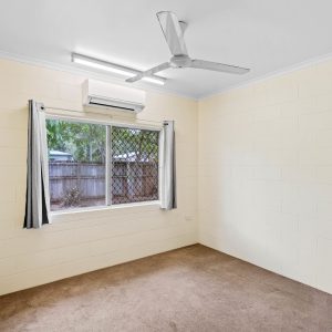 6 Bicentennial Road, Bentley Park, QLD 4869 AUS