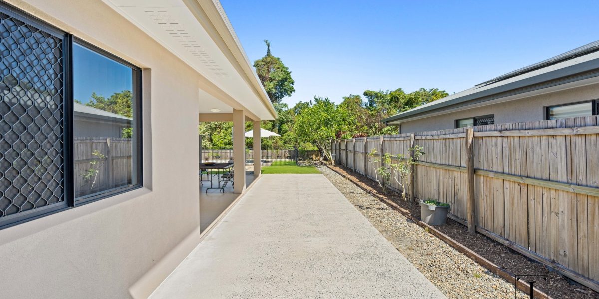 Bentley Park, QLD 4869 AUS