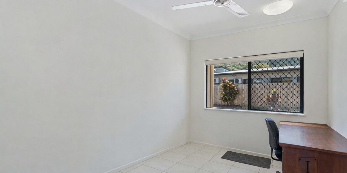 Bentley Park, QLD 4869 AUS