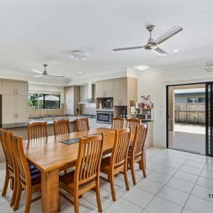 Bentley Park, QLD 4869 AUS