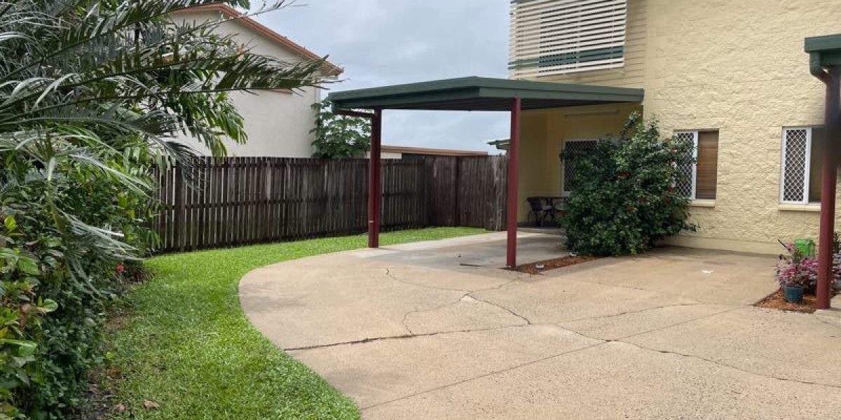 1/37 Mintaro Crescent, Woree, QLD 4868 AUS