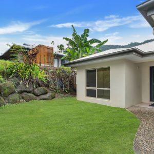 15 Ellie Banning Close, Redlynch, QLD 4870 AUS