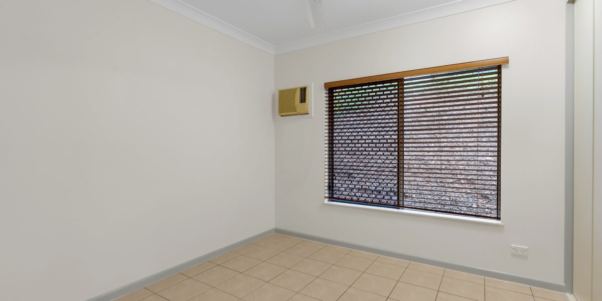 15 Ellie Banning Close, Redlynch, QLD 4870 AUS