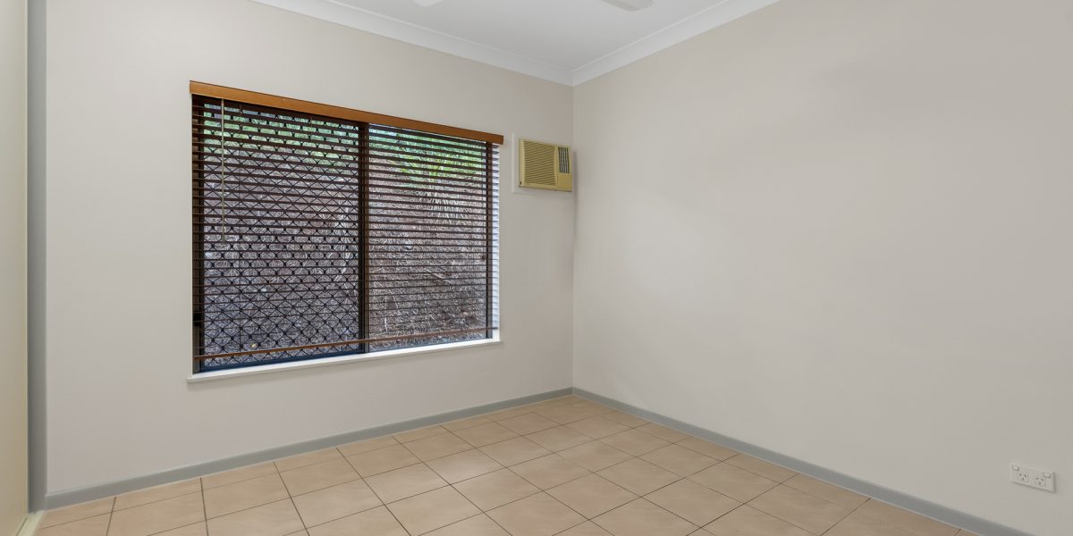 15 Ellie Banning Close, Redlynch, QLD 4870 AUS