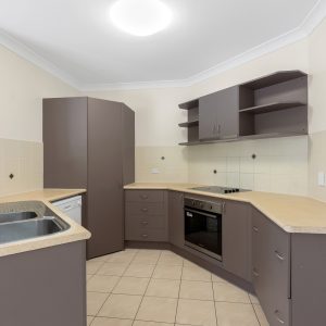 15 Ellie Banning Close, Redlynch, QLD 4870 AUS