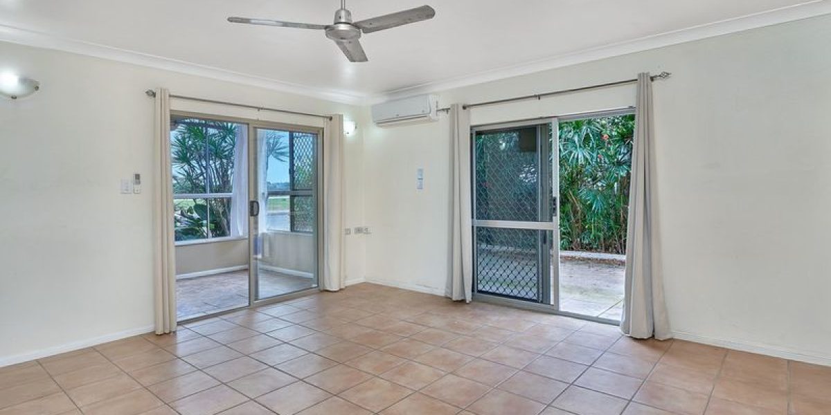 2/39 Arlington Esplanade, Clifton Beach, QLD 4879 AUS