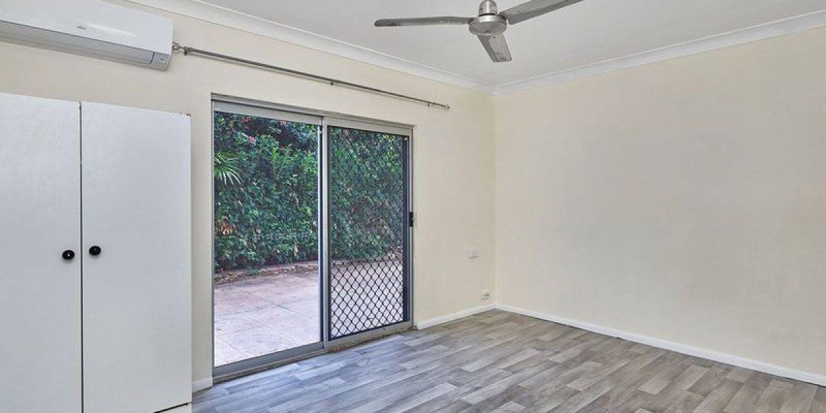 2/39 Arlington Esplanade, Clifton Beach, QLD 4879 AUS