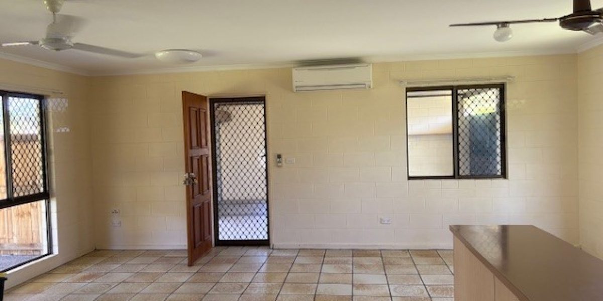 15 Fuscia Court, Mooroobool, QLD 4870 AUS