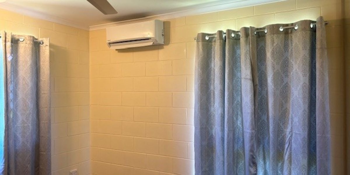 15 Fuscia Court, Mooroobool, QLD 4870 AUS