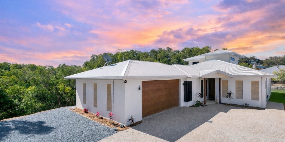 34 Blue Water Lane, Trinity Beach, QLD 4879 AUS