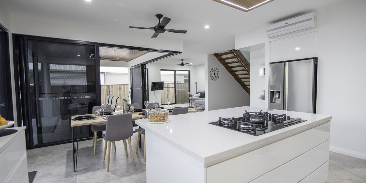 34 Blue Water Lane, Trinity Beach, QLD 4879 AUS