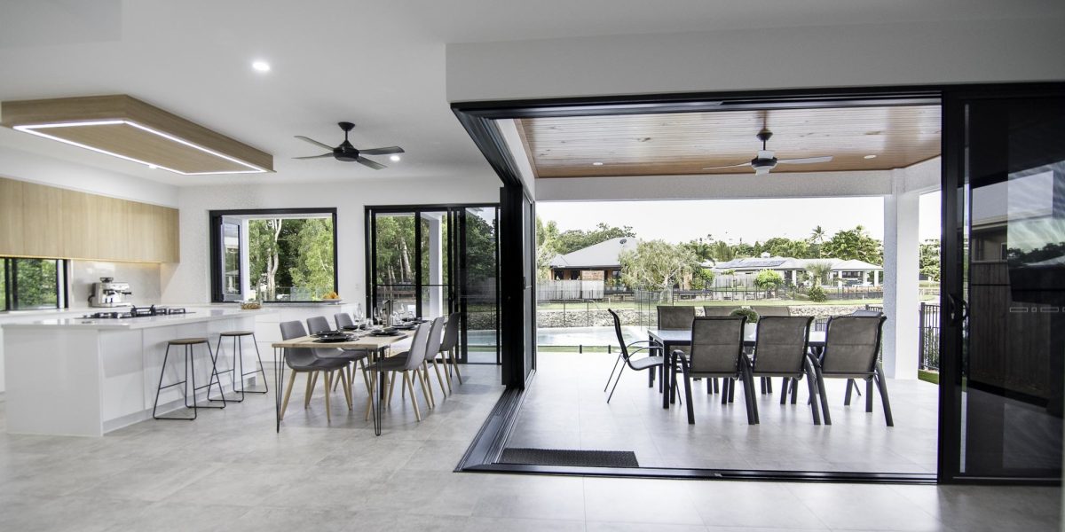 34 Blue Water Lane, Trinity Beach, QLD 4879 AUS